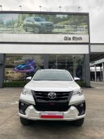 Bán xe Toyota Fortuner 2019 2.7V 4x2 AT TRD giá 820 Triệu - TP HCM