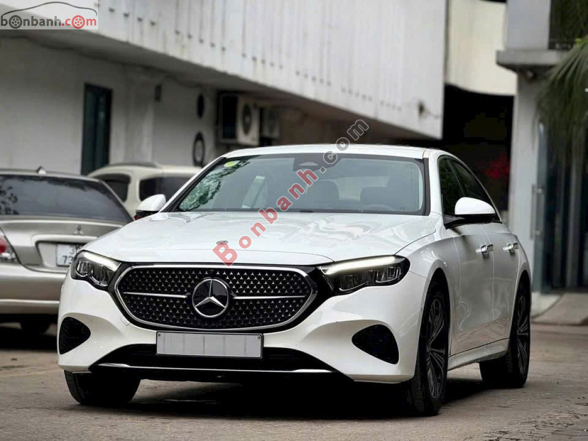 Mercedes Benz E class E200 Avantgarde 2025 - 2 Tỷ 25 Triệu