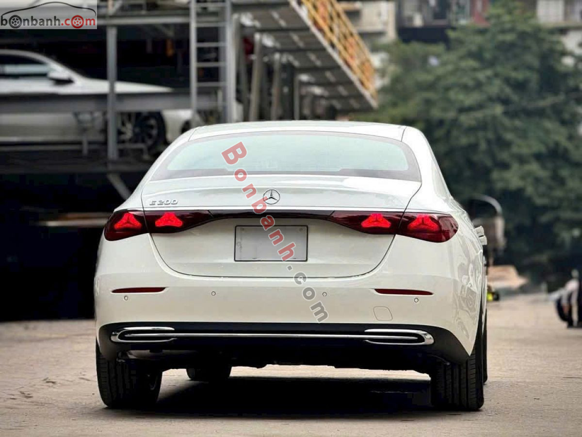 Mercedes Benz E class E200 Avantgarde 2025 - 2 Tỷ 25 Triệu 4