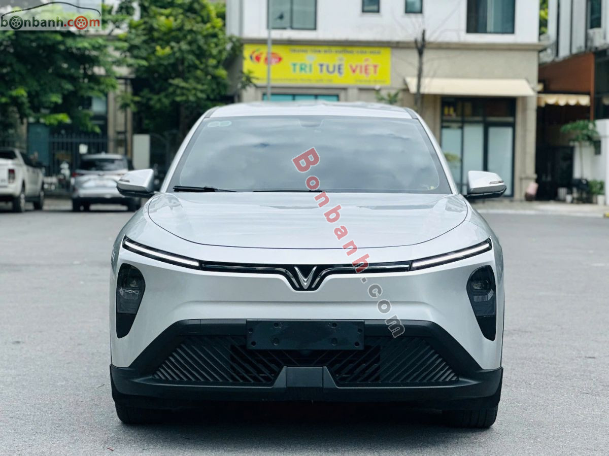 VinFast Limo Green AT 2025 - 615 Triệu