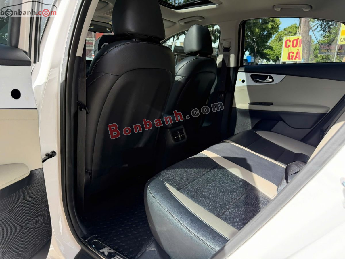 Kia K3 Luxury 1.6 AT 2025 - 565 Triệu 9