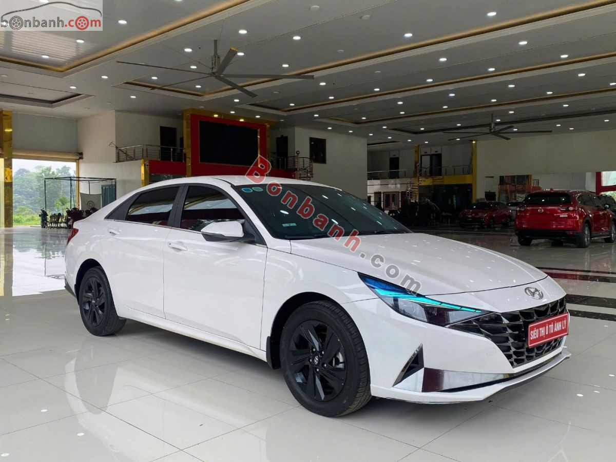 Hyundai Elantra 1.6 AT Đặc biệt 2024 - 588 Triệu 2
