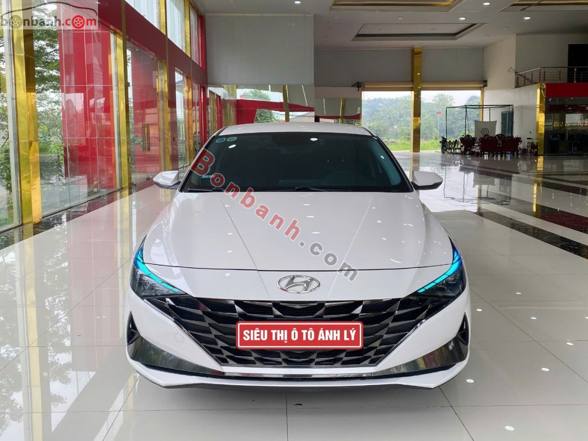 Hyundai Elantra 1.6 AT Đặc biệt 2024 - 588 Triệu