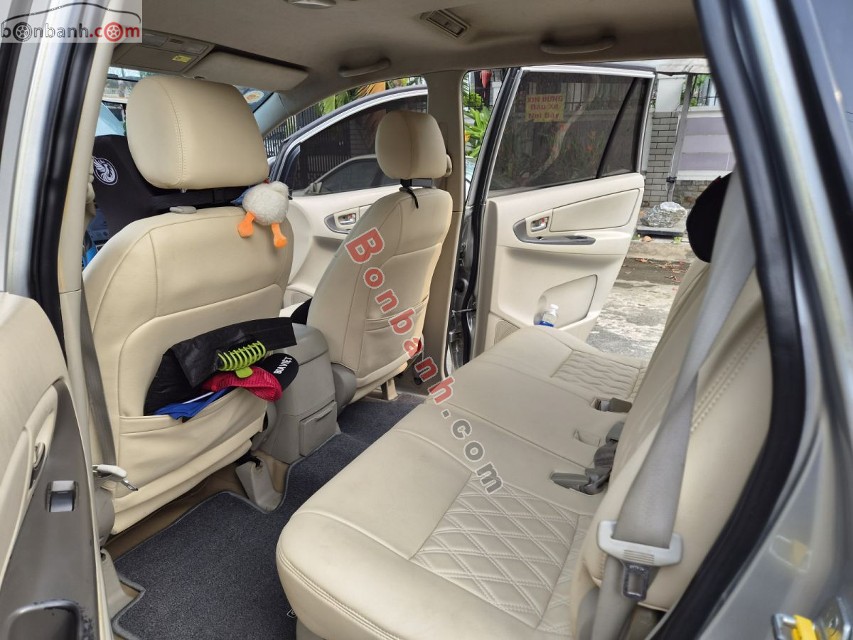 Toyota Innova 2.0E 2015 - 245 Triệu 9