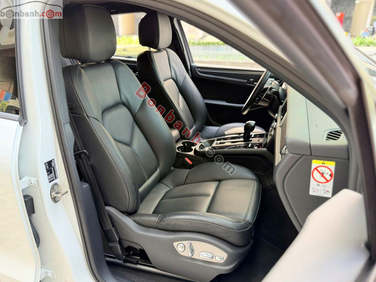 Porsche Macan 2.0 2023 - 3 Tỷ 399 Triệu 9