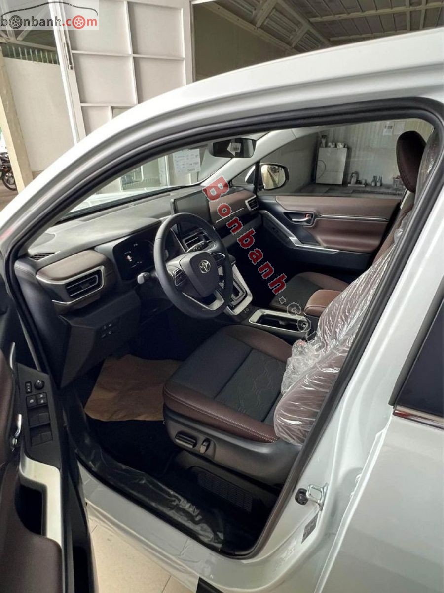 Toyota Innova Cross HEV 2.0 CVT 2026 - 950 Triệu 5