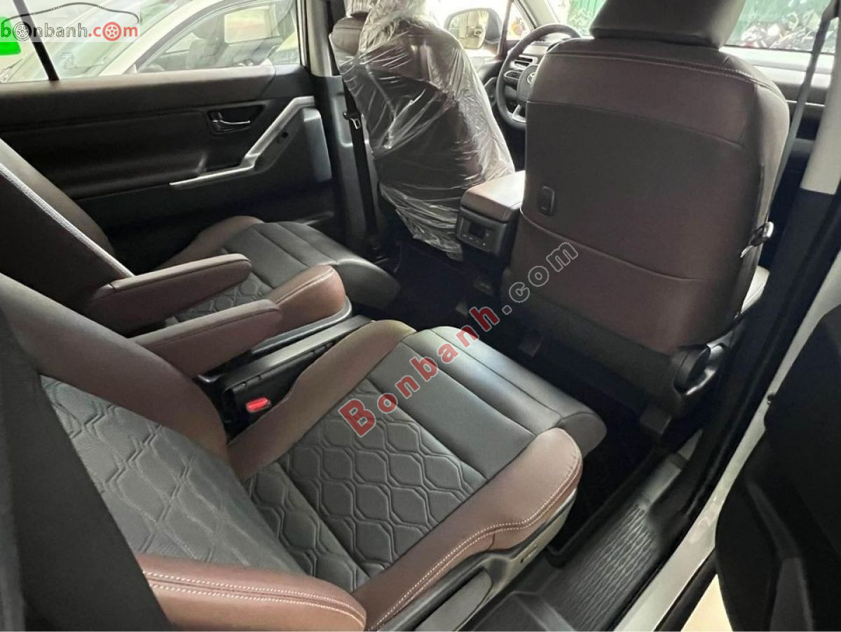 Toyota Innova Cross HEV 2.0 CVT 2026 - 950 Triệu 7