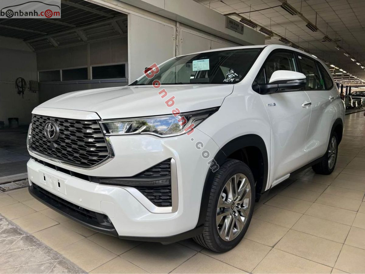 Toyota Innova Cross HEV 2.0 CVT 2026 - 950 Triệu 3