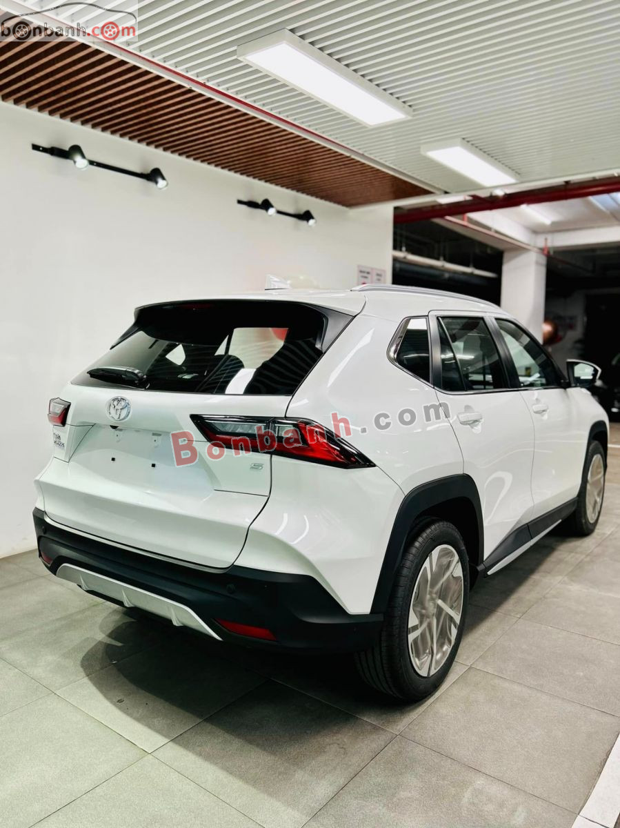 Toyota Yaris Cross 1.5 D-CVT 2026 - 585 Triệu 3