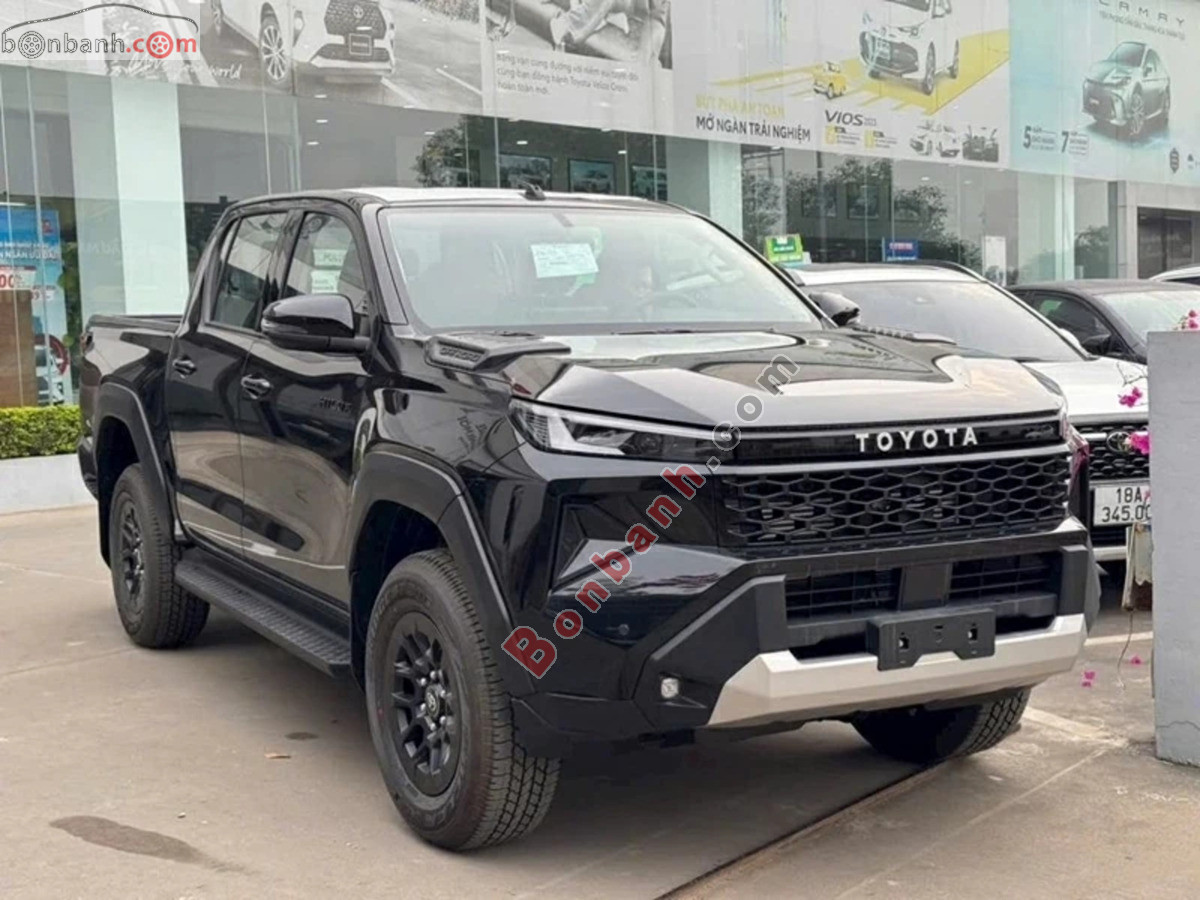 Toyota Hilux Pro 2.8L 4x2 AT 2026 - 667 Triệu