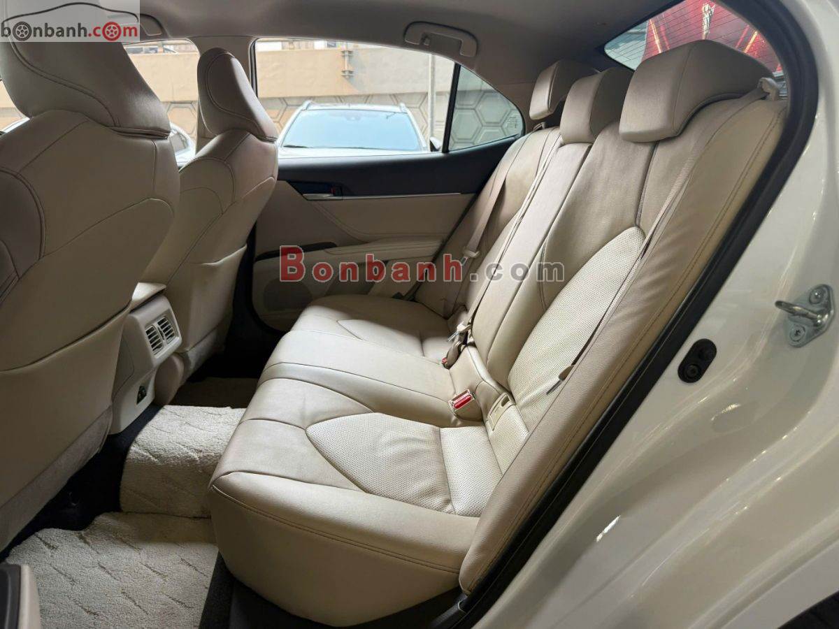 Toyota Camry 2.0G 2023 - 955 Triệu 8