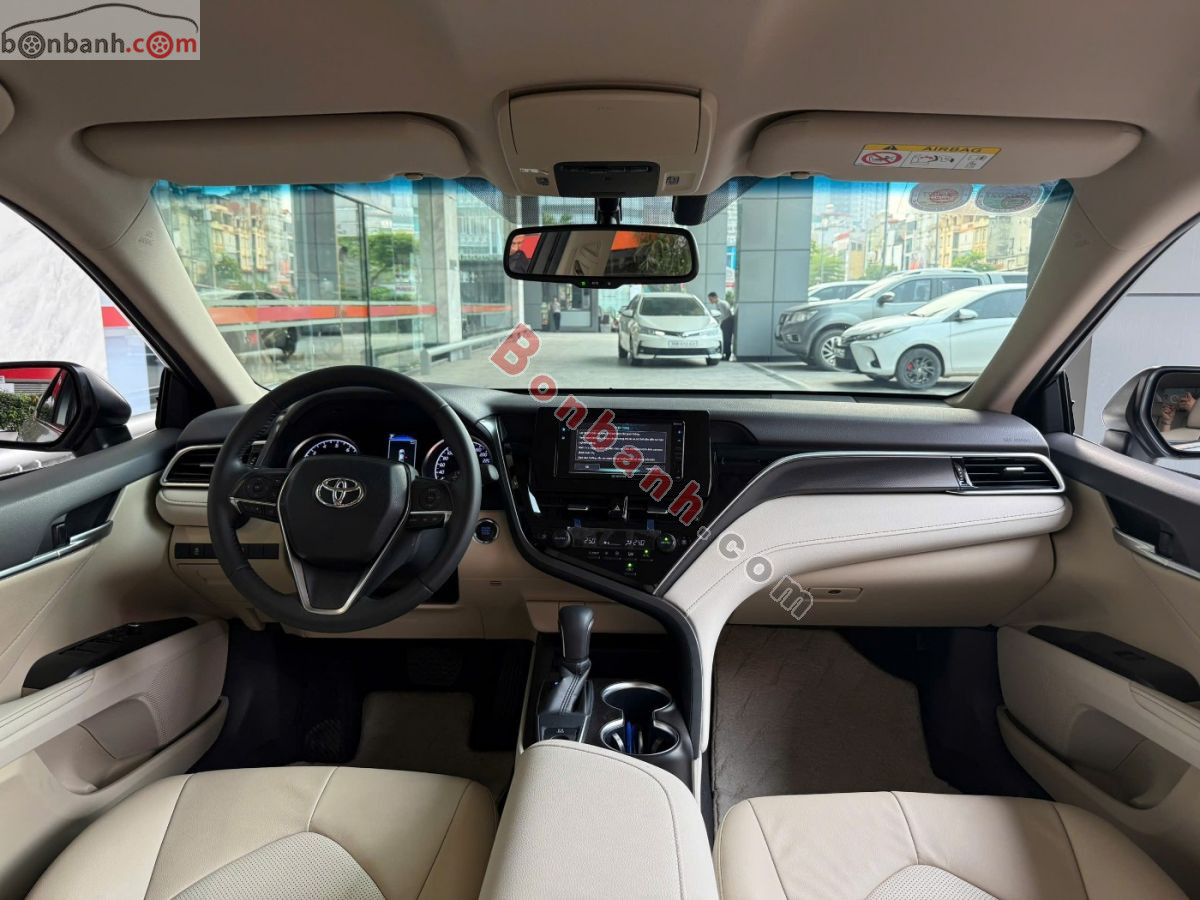 Toyota Camry 2.0G 2023 - 955 Triệu 9