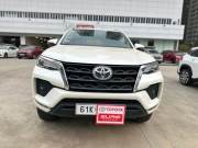 Bán xe Toyota Fortuner 2020 2.4G 4x2 AT giá 895 Triệu - TP HCM