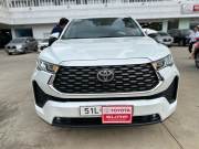 Bán xe Toyota Innova 2024 Cross 2.0 CVT giá 809 Triệu - TP HCM
