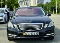 Bán xe Mercedes Benz E class 2011 E300 giá 430 Triệu - TP HCM