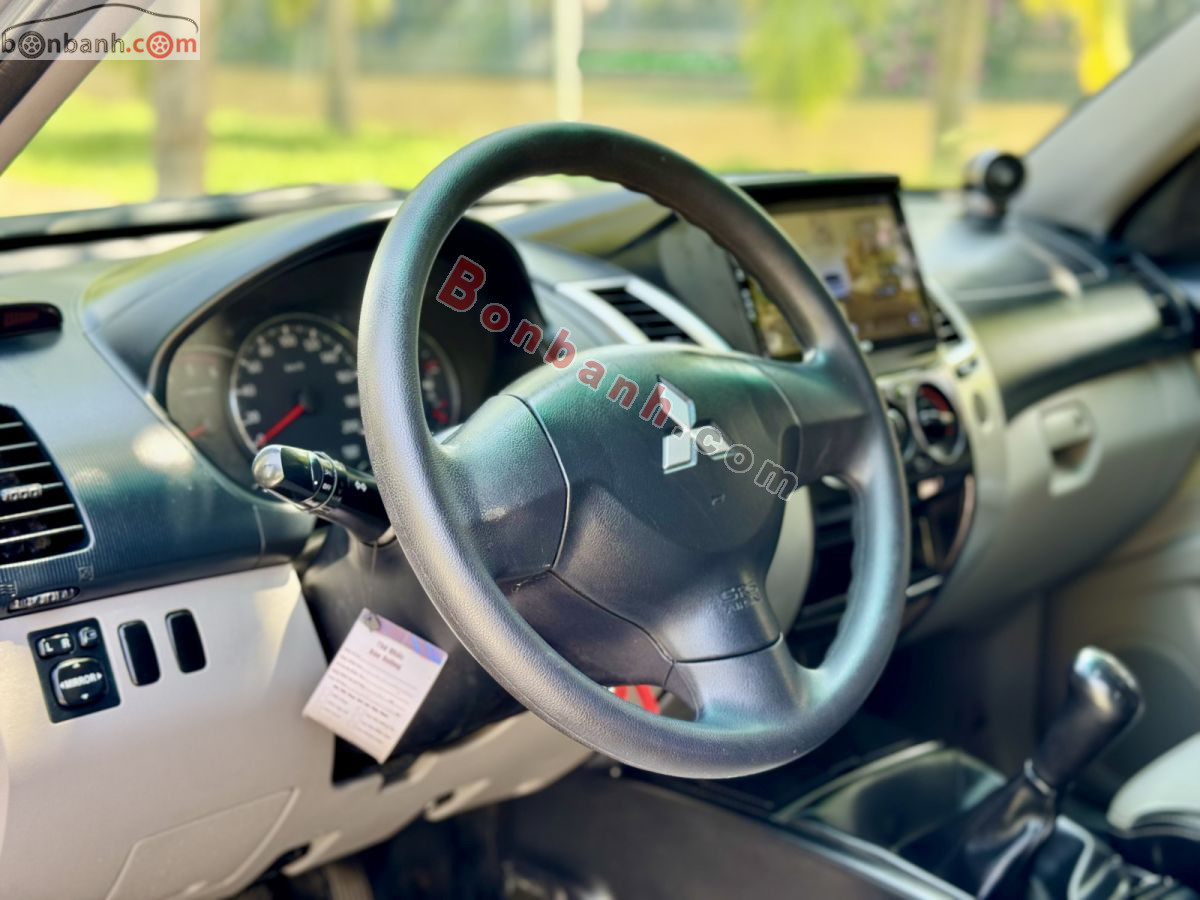 Mitsubishi Pajero Sport D 4x2 MT 2017 - 338 Triệu 7
