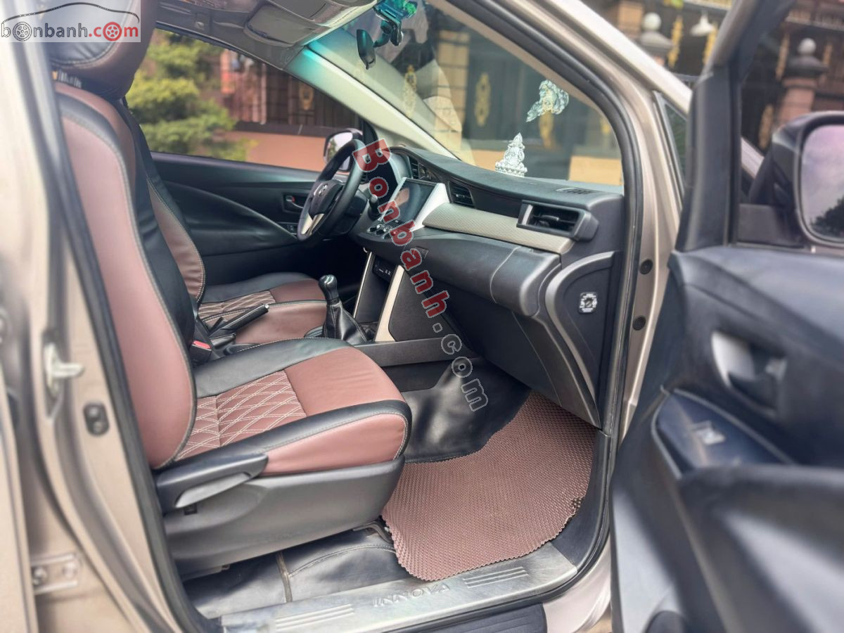 Toyota Innova 2.0E 2017 - 358 Triệu 7