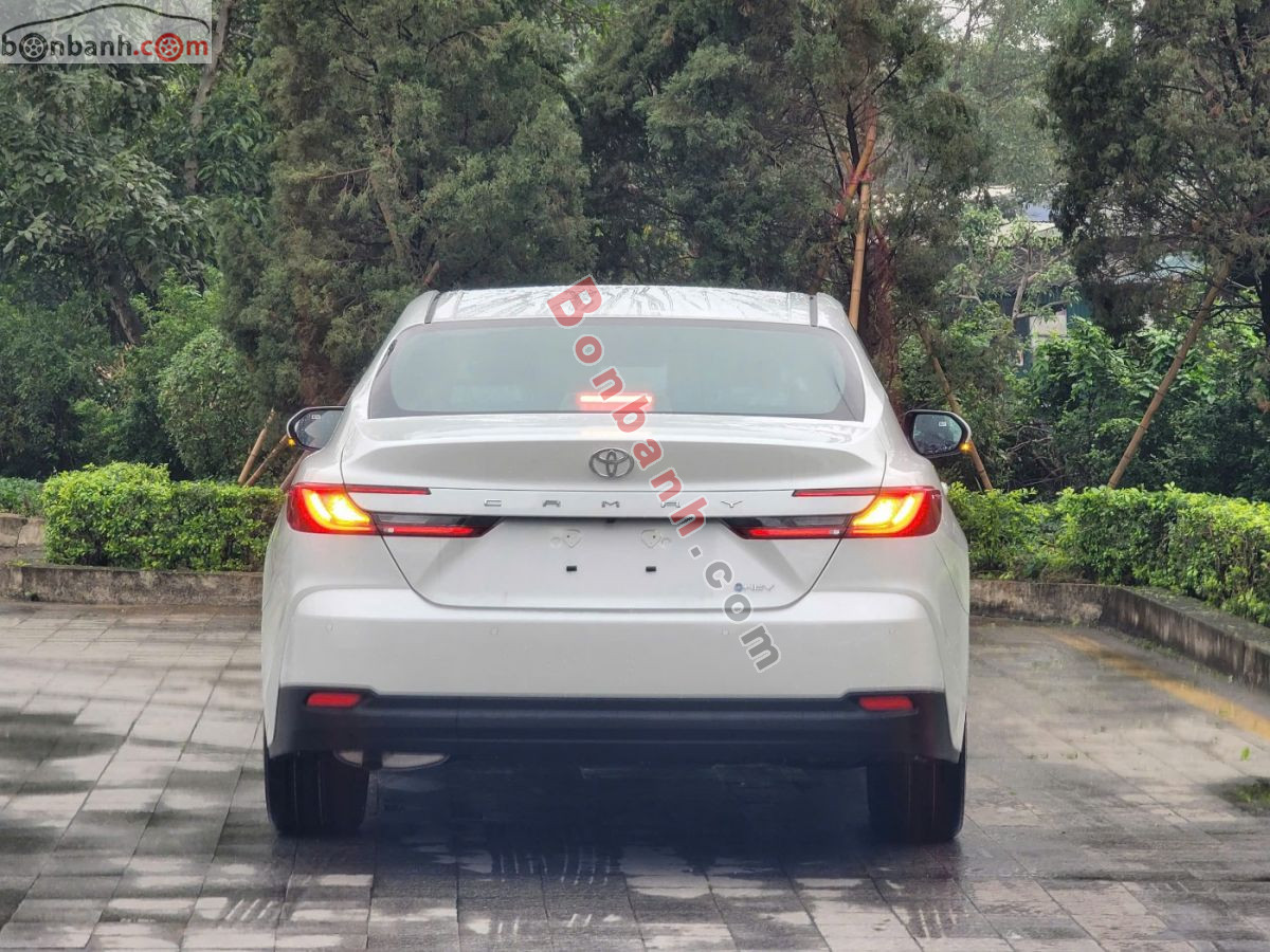 Toyota Camry 2.5 HEV Mid 2026 - 1 Tỷ 332 Triệu 7