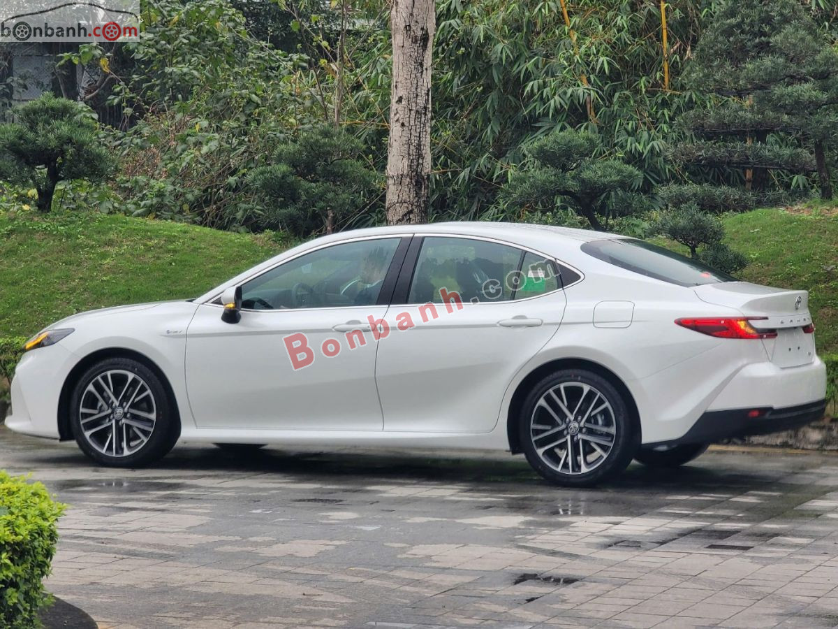 Toyota Camry 2.5 HEV Mid 2026 - 1 Tỷ 332 Triệu 4