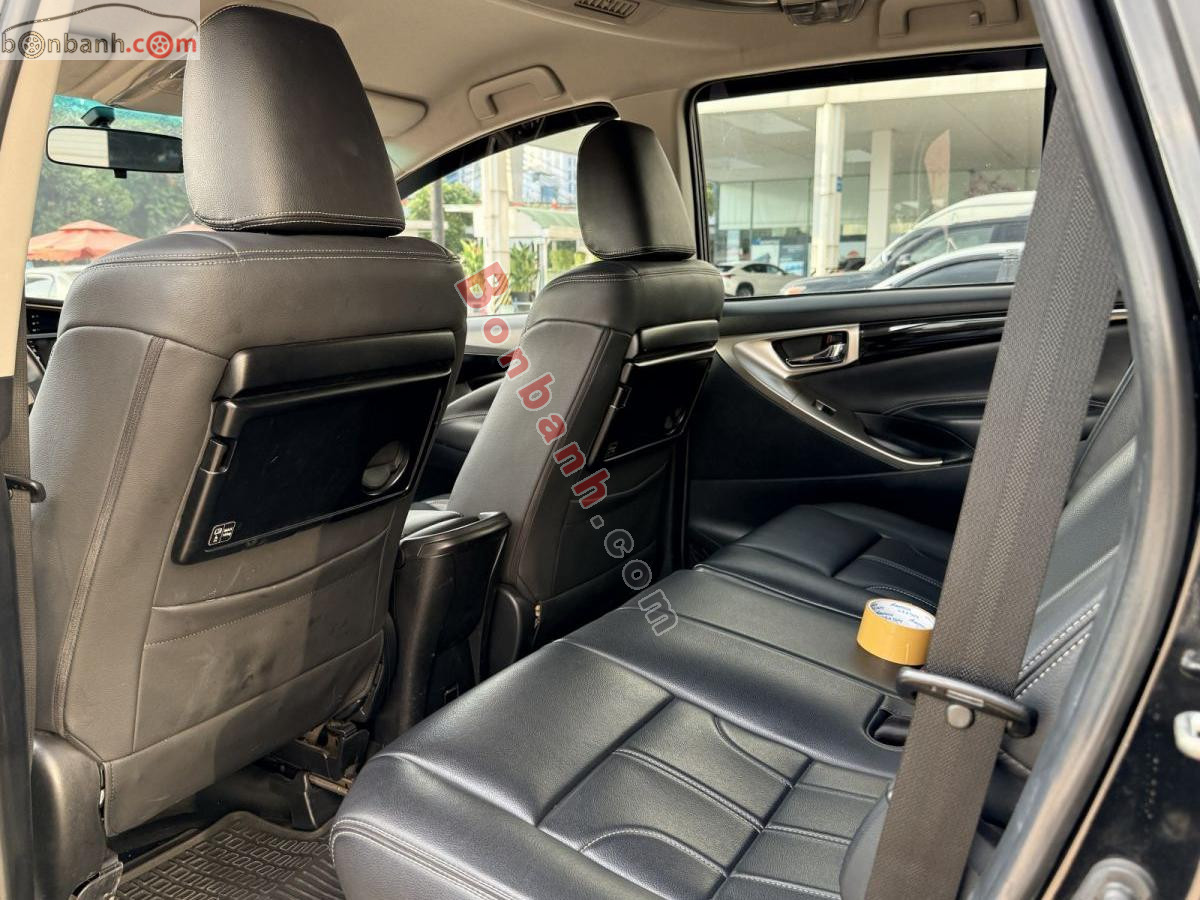 Toyota Innova 2.0 Venturer 2018 - 497 Triệu 8
