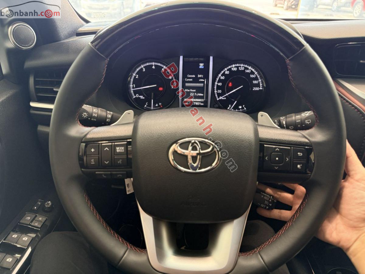 Toyota Fortuner Legender 2.7L 4x4 AT 2025 - 1 Tỷ 275 Triệu 9