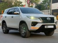 Bán xe Toyota Fortuner 2021 2.4G 4x2 AT giá 945 Triệu - Hà Nội