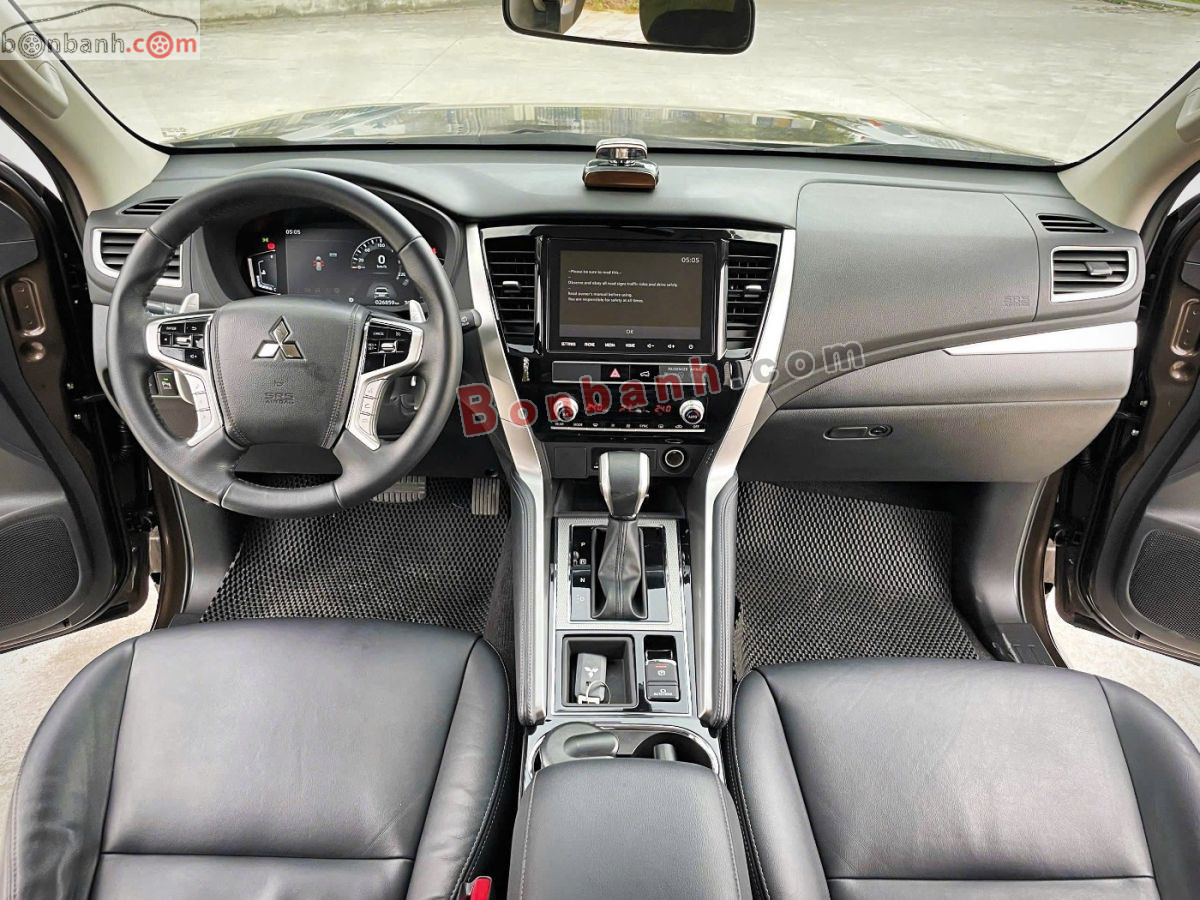 Mitsubishi Pajero Sport 2.4D 4x2 AT 2020 - 799 Triệu 8