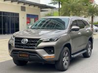 Bán xe Toyota Fortuner 2021 2.4G 4x2 AT giá 925 Triệu - Gia Lai