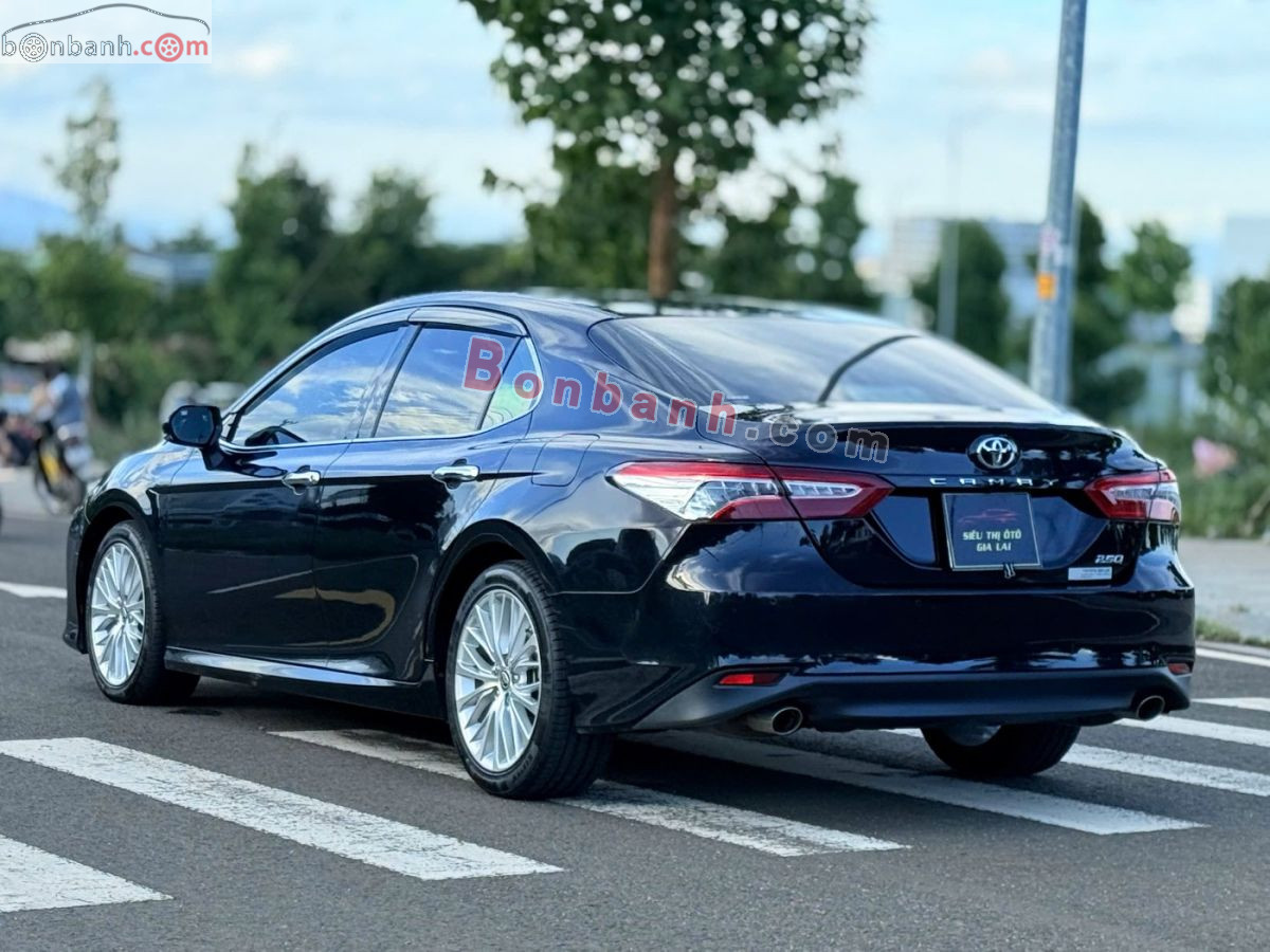 Toyota Camry 2.5Q 2019 - 785 Triệu 3