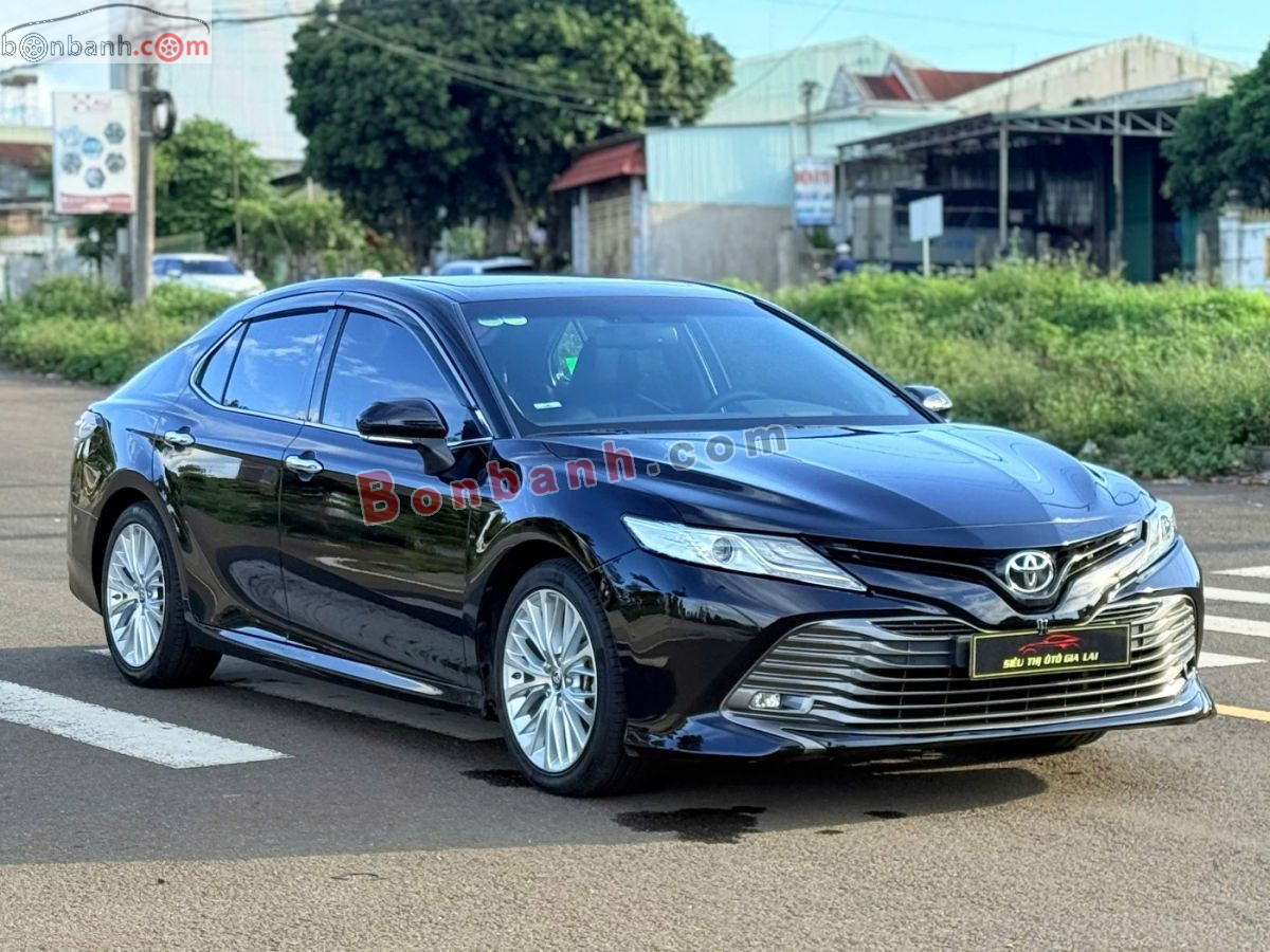 Toyota Camry 2.5Q 2019 - 785 Triệu 2