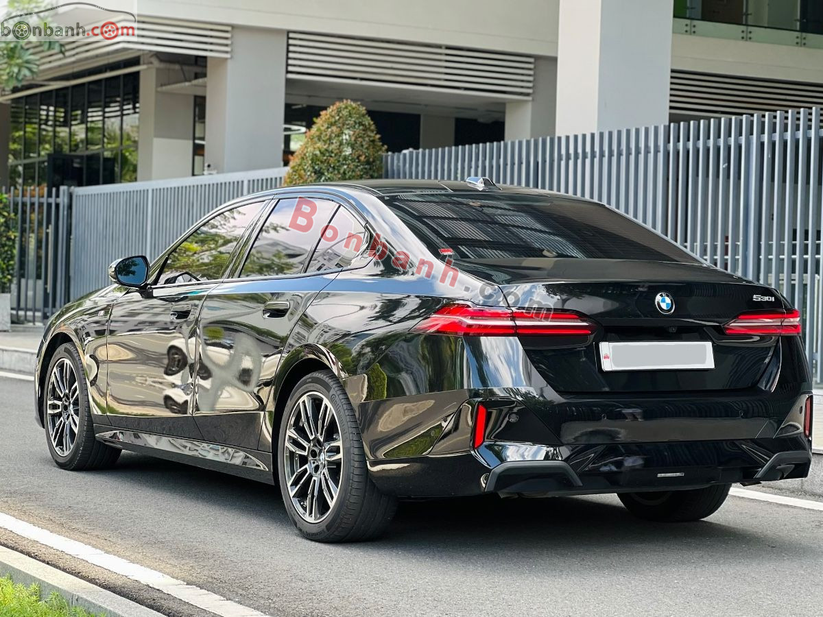 BMW 5 Series 530i M Sport 2025 - 2 Tỷ 699 Triệu 3