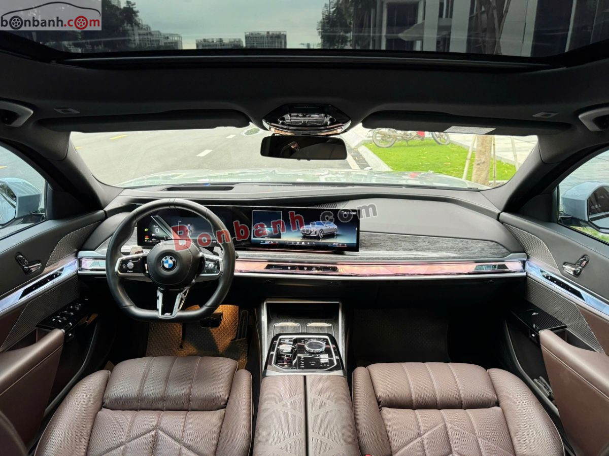 BMW 7 Series 735i M Sport 2023 - 3 Tỷ 599 Triệu 4