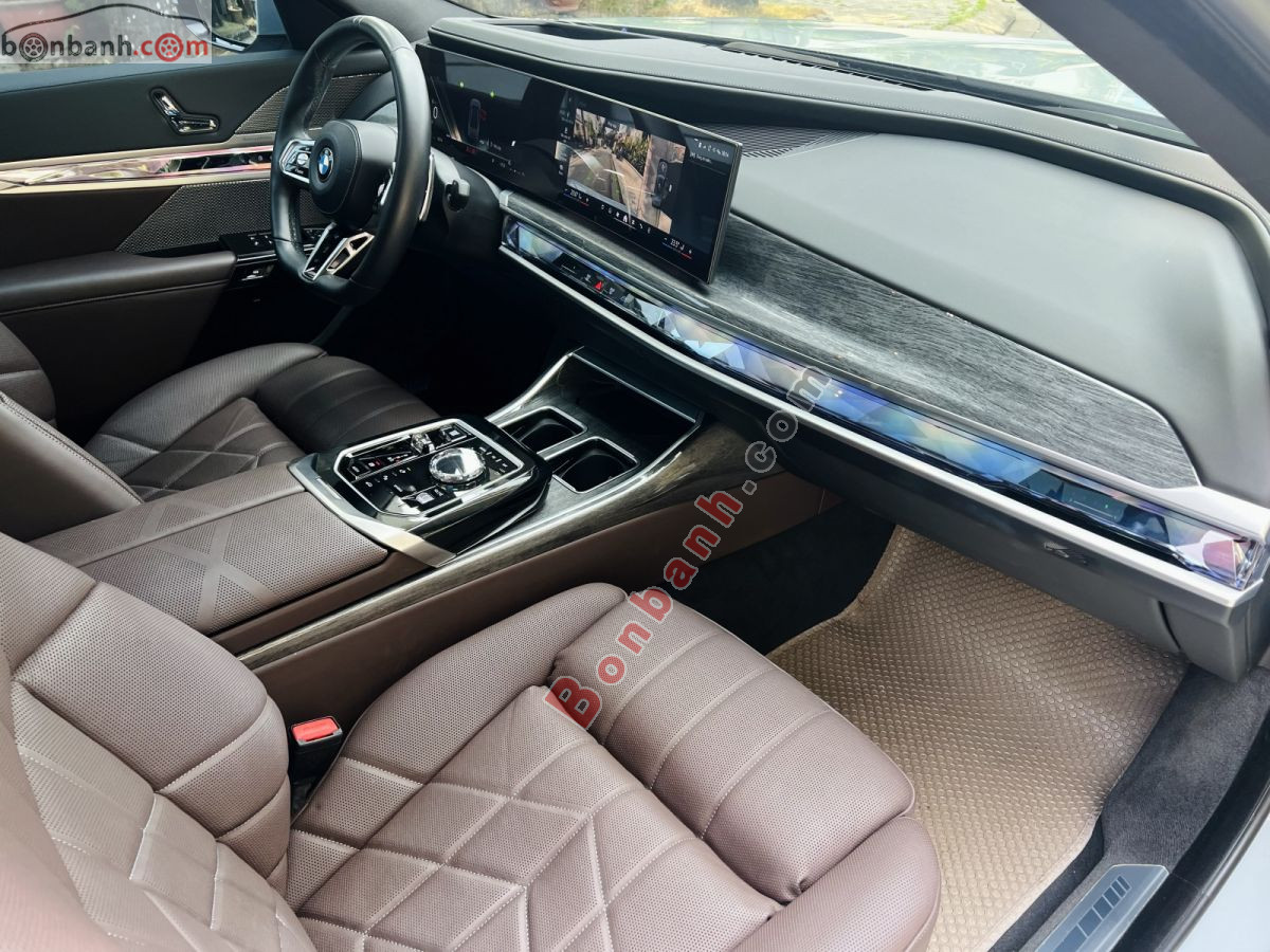 BMW 7 Series 735i M Sport 2023 - 3 Tỷ 599 Triệu 9