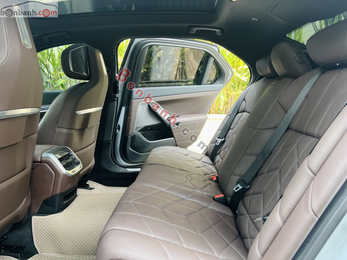 BMW 7 Series 735i M Sport 2023 - 3 Tỷ 599 Triệu 10