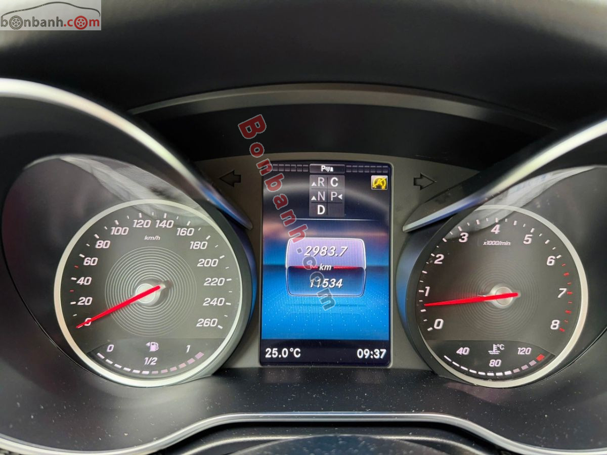 Mercedes Benz V class V250 AMG 2023 - 2 Tỷ 299 Triệu 5