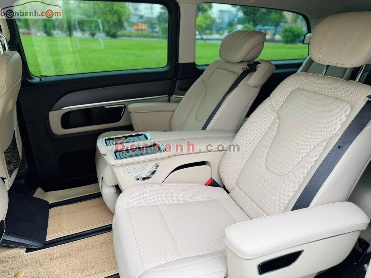 Mercedes Benz V class V250 AMG 2023 - 2 Tỷ 299 Triệu 8