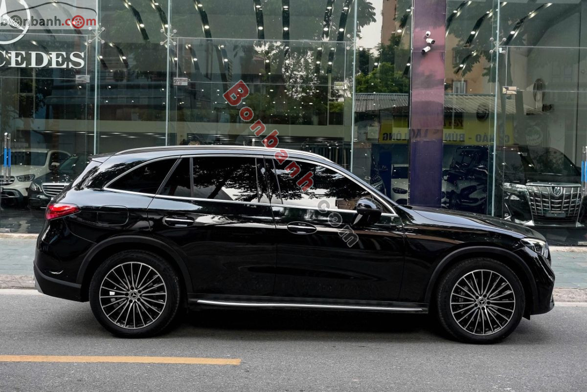 Mercedes Benz GLC 300 4Matic 2023 - 2 Tỷ 99 Triệu 2