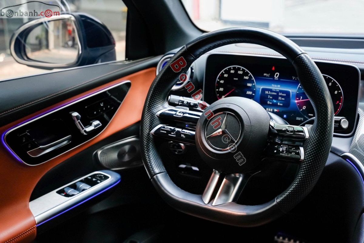 Mercedes Benz GLC 300 4Matic 2023 - 2 Tỷ 99 Triệu 8