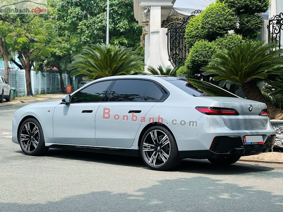 BMW 7 Series 735i M Sport 2023 - 3 Tỷ 599 Triệu 3