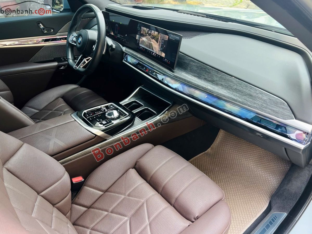 BMW 7 Series 735i M Sport 2023 - 3 Tỷ 599 Triệu 9