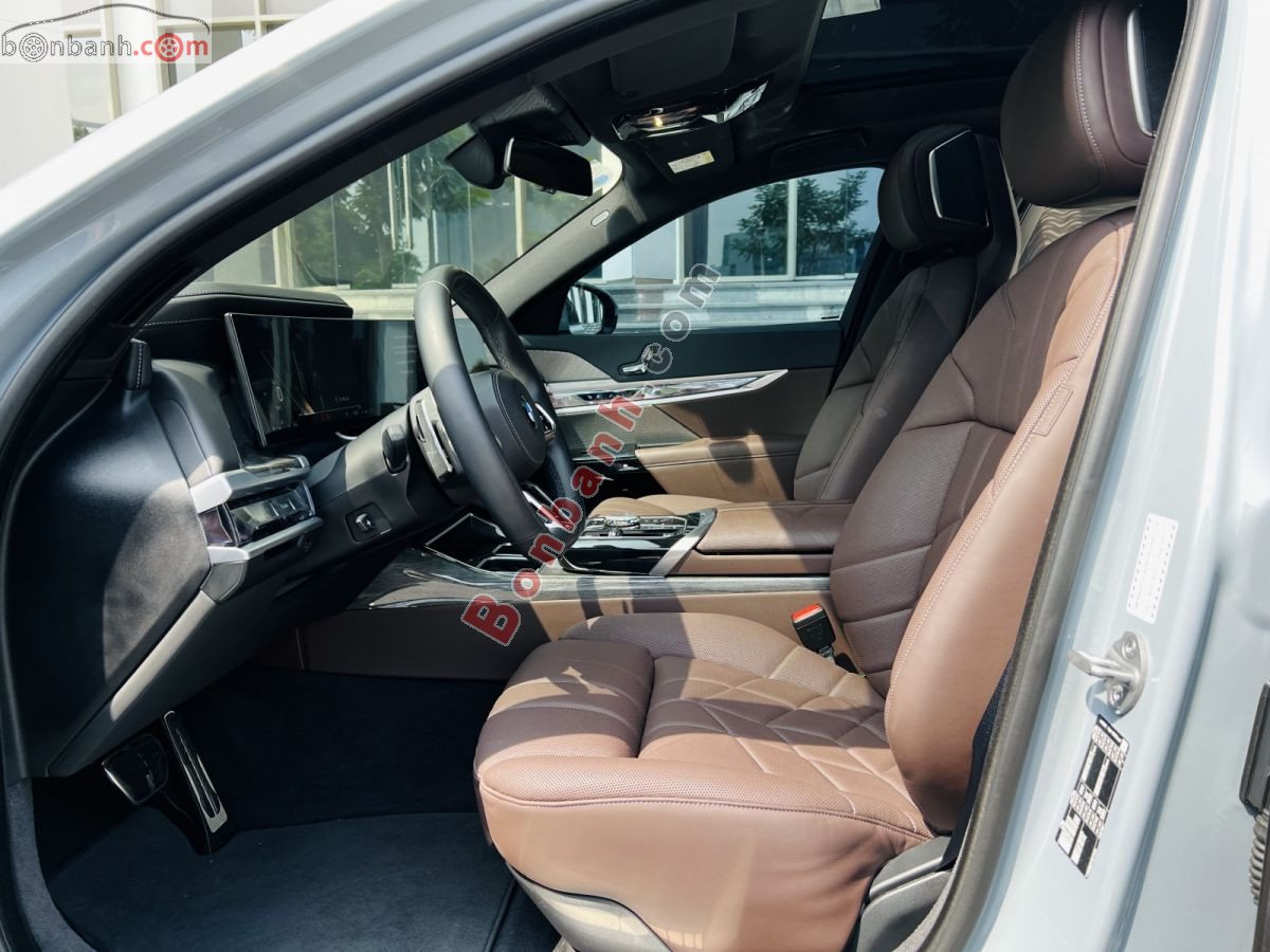 BMW 7 Series 735i M Sport 2023 - 3 Tỷ 599 Triệu 8