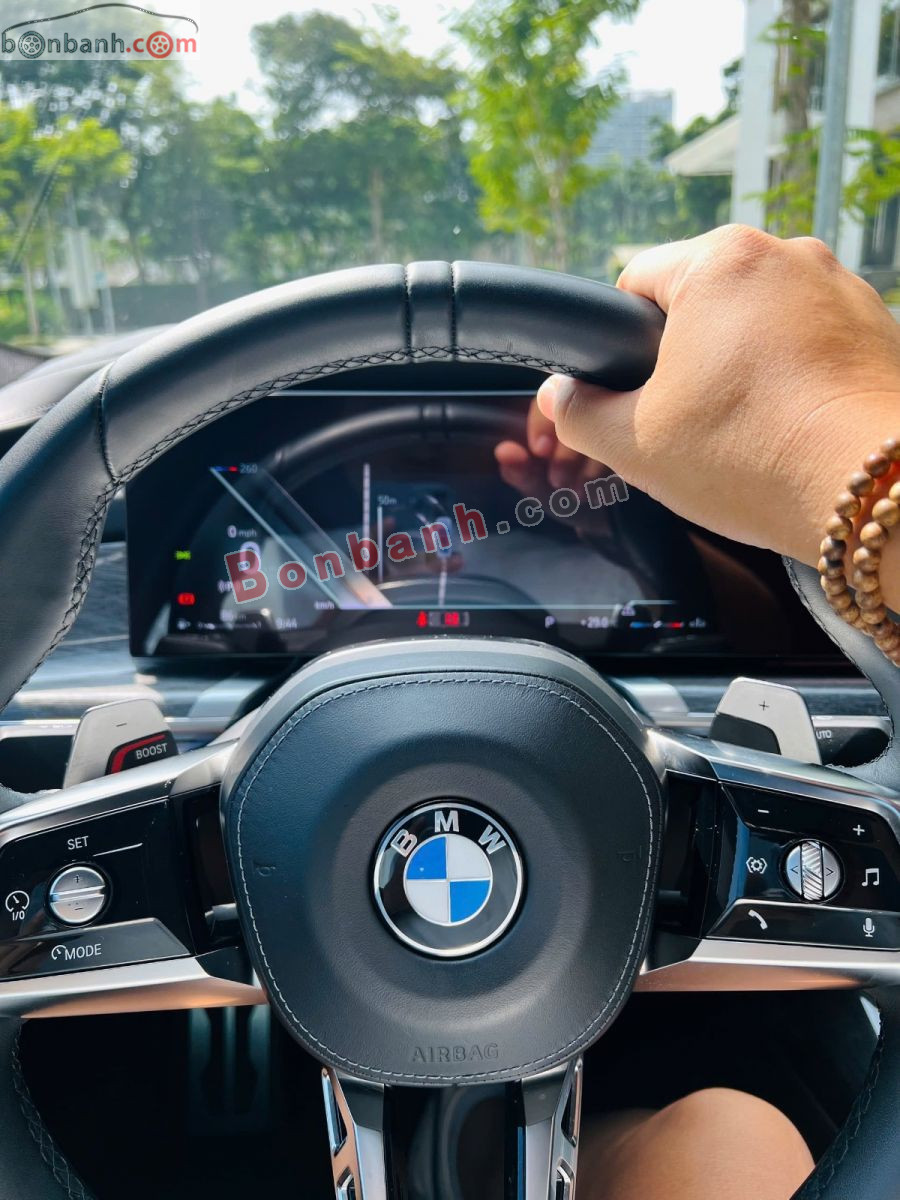 BMW 7 Series 735i M Sport 2023 - 3 Tỷ 599 Triệu 5