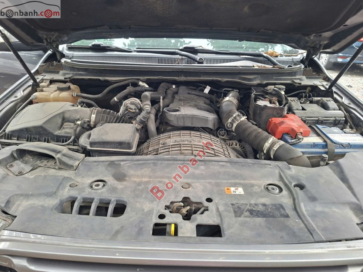 Ford Everest Ambiente 2.2L 4x4 MT 2018 - 506 Triệu 10