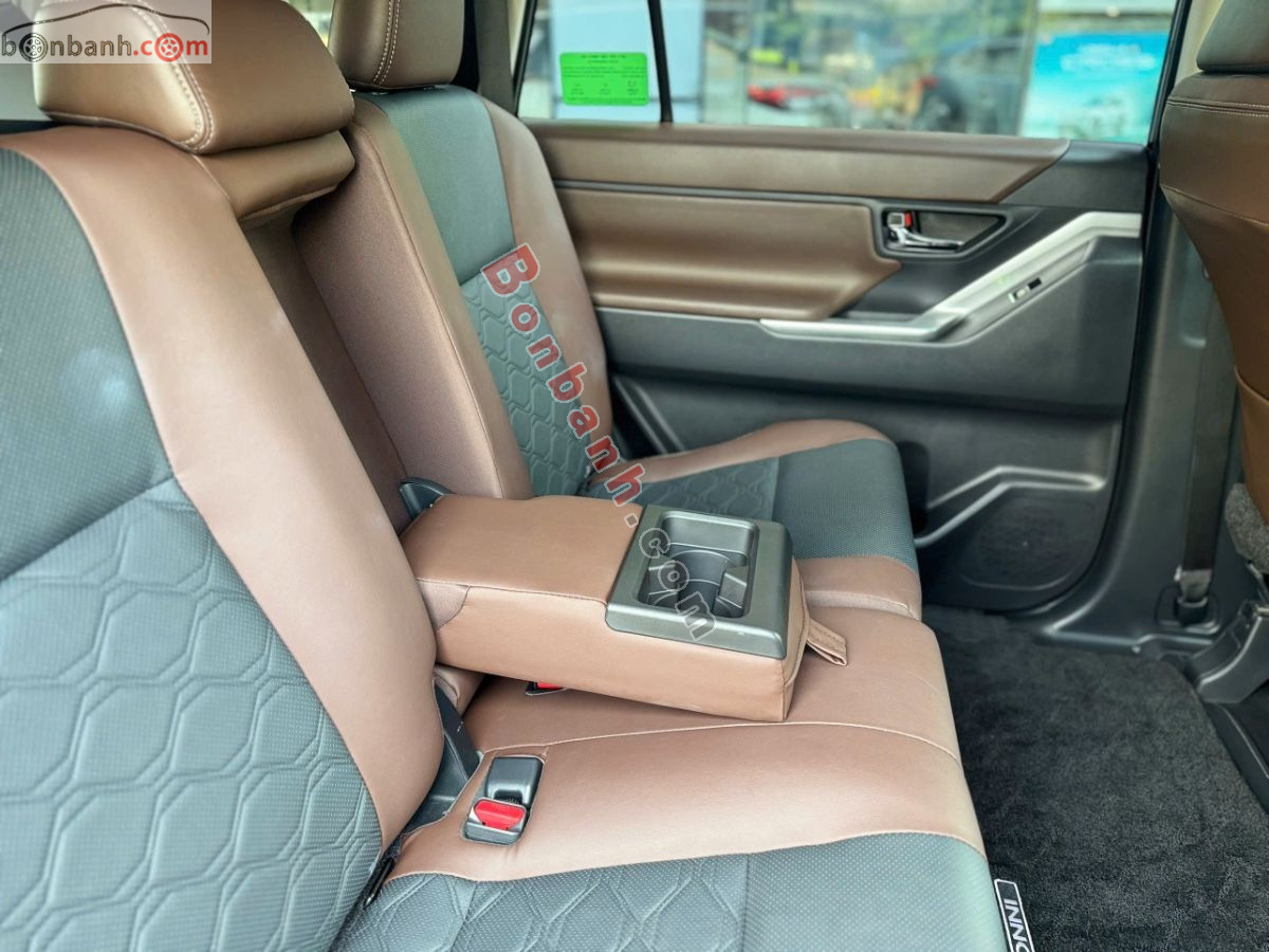 Toyota Innova Cross 2.0V CVT 2025 - 850 Triệu 7