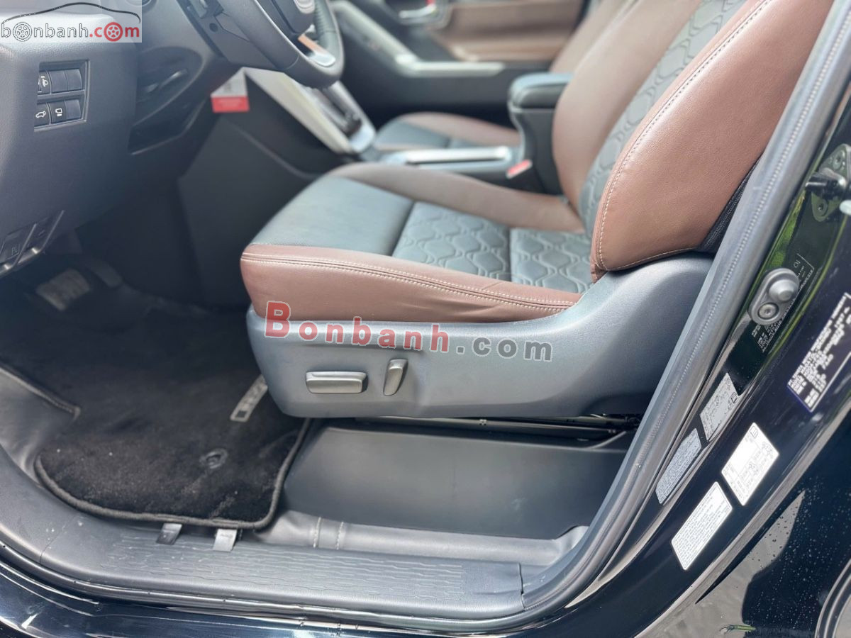Toyota Innova Cross 2.0V CVT 2025 - 850 Triệu 8