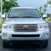 Bán xe Toyota Land Cruiser 2015 VX 4.6 V8 giá 2 Tỷ 49 Triệu - TP HCM