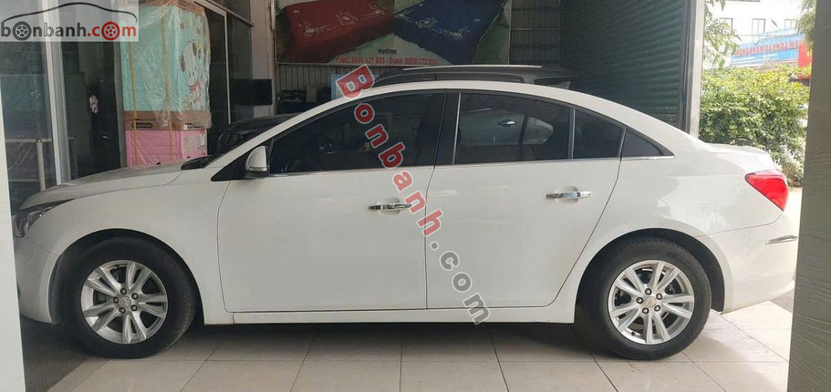 Chevrolet Cruze LT 1.6 MT 2015 - 195 Triệu