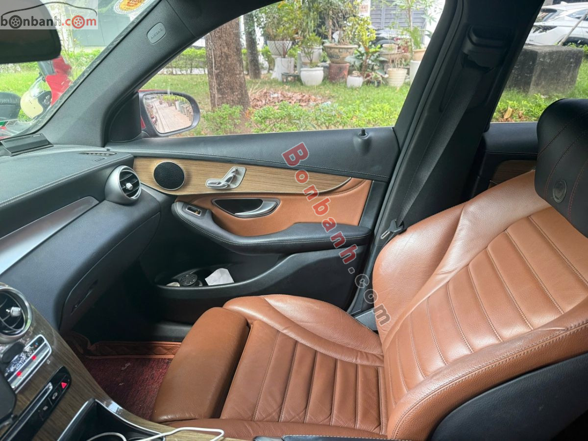 Mercedes Benz GLC 250 4Matic 2017 - 679 Triệu 6