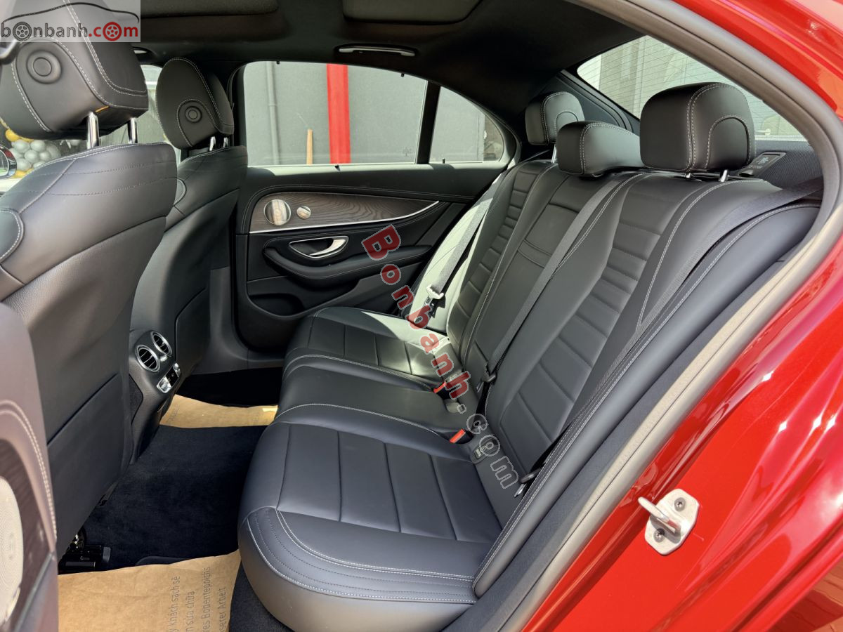 Mercedes Benz E class E300 AMG 2022 - 1 Tỷ 880 Triệu 8