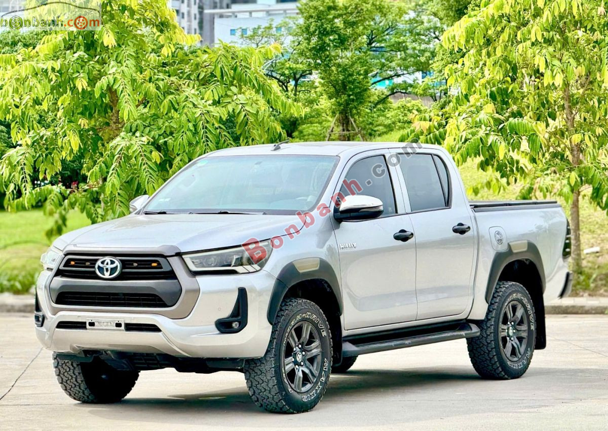 Toyota Hilux 2.4L 4x2 AT 2021 - 575 Triệu 2